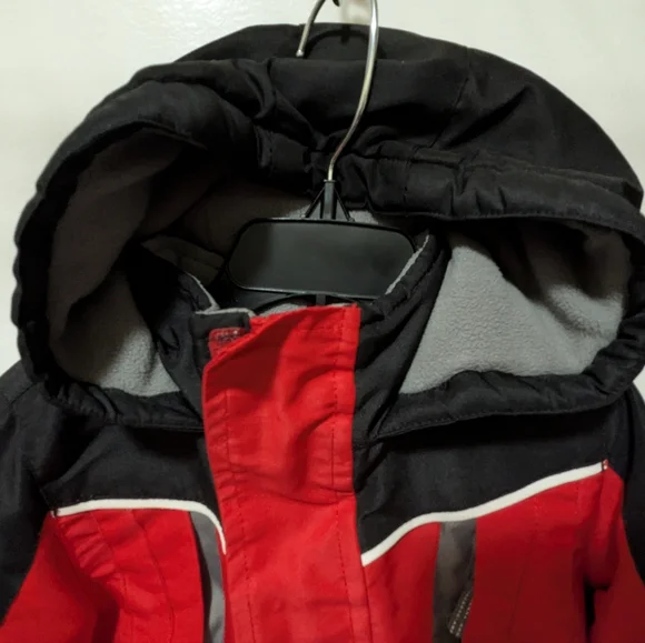 18 Mo Toughskins Infant Boys Black and Cherry Pie Snow Jacket - Picture 3 of 13
